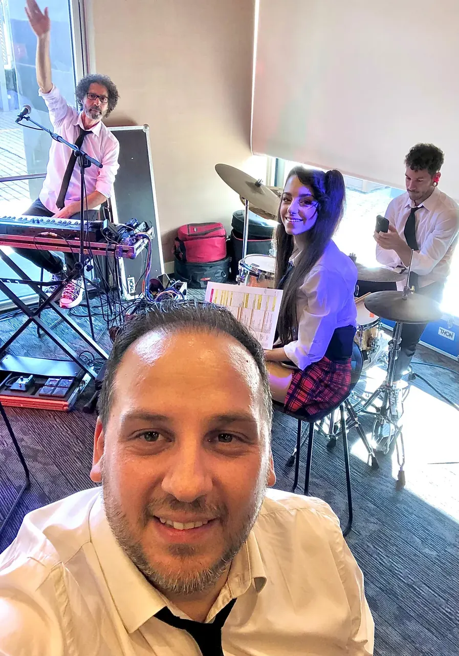 Cuarteto plus de Orquesta Kalifornia en un evento de empresa en Alcalá de Henares