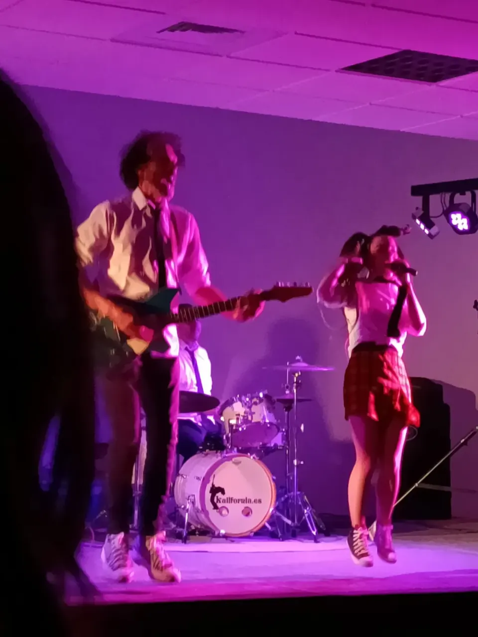 Cuarteto plus de Orquesta Kalifornia en el centro sociocultural de El Salobral