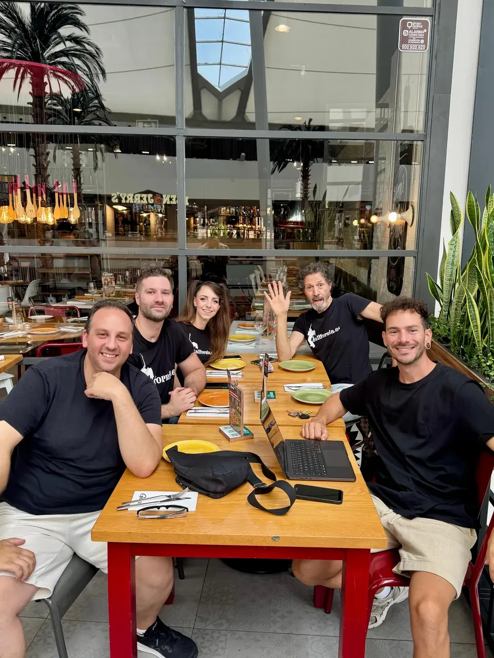 Quinteto de Orquesta Kalifornia en unas bodas de plata en Navalcarnero