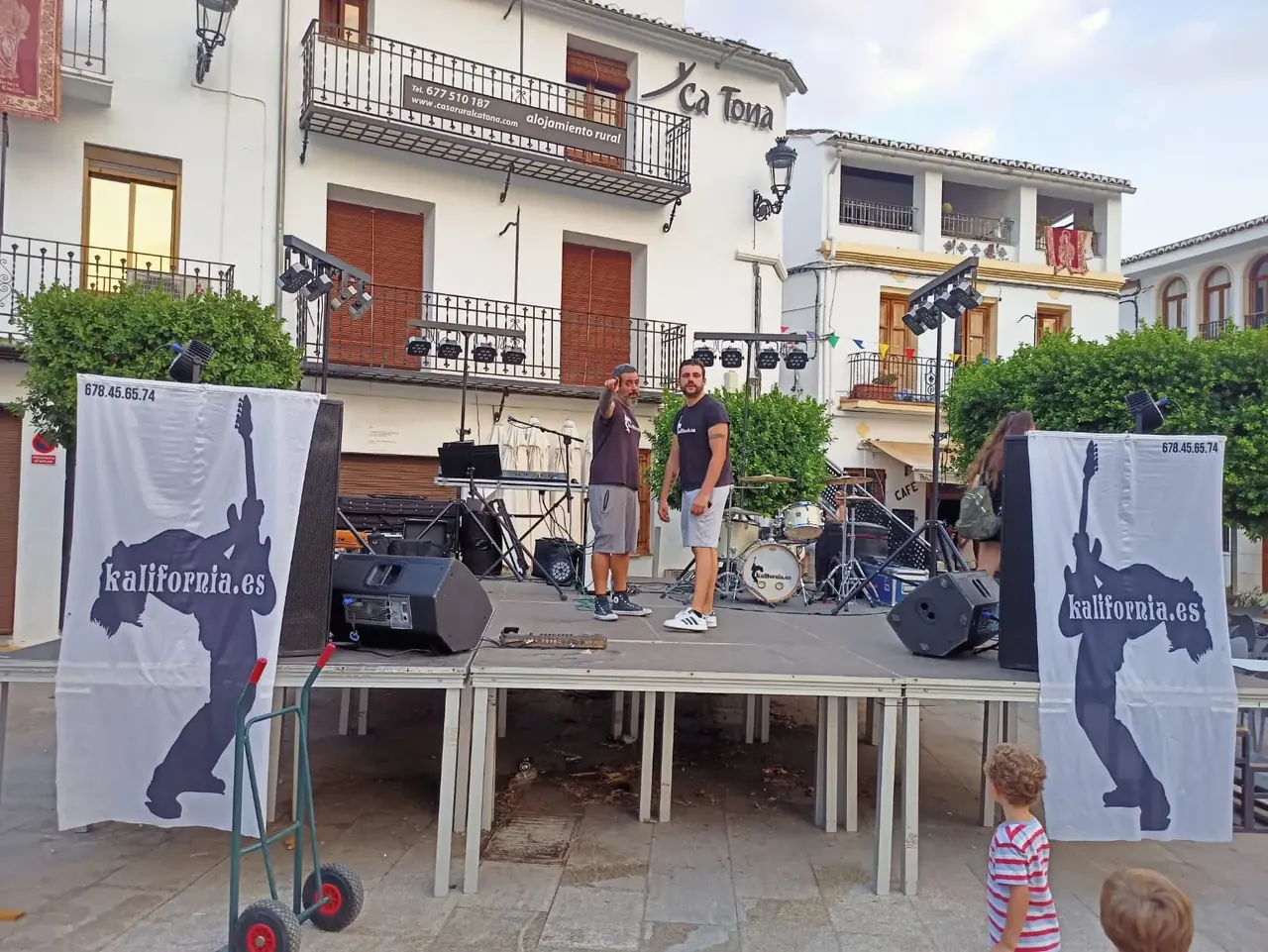 Plaza de la Baronía de Chulilla, el 14 de agosto de 2025