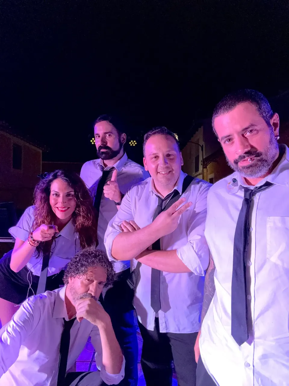 Quinteto de Orquesta Kalifornia en la plaza de Fuentes de la Jara