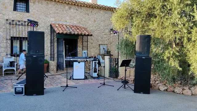 Orquesta Kalifornia en directo en Elche de la sierra