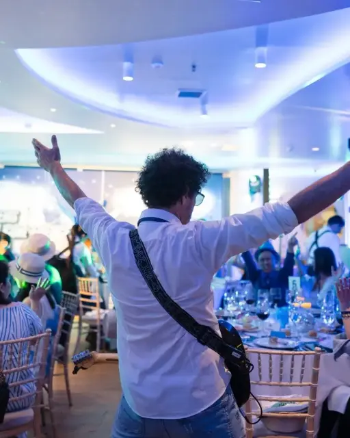 Orquesta Kalifornia en directo · orquesta para bodas en Albacete