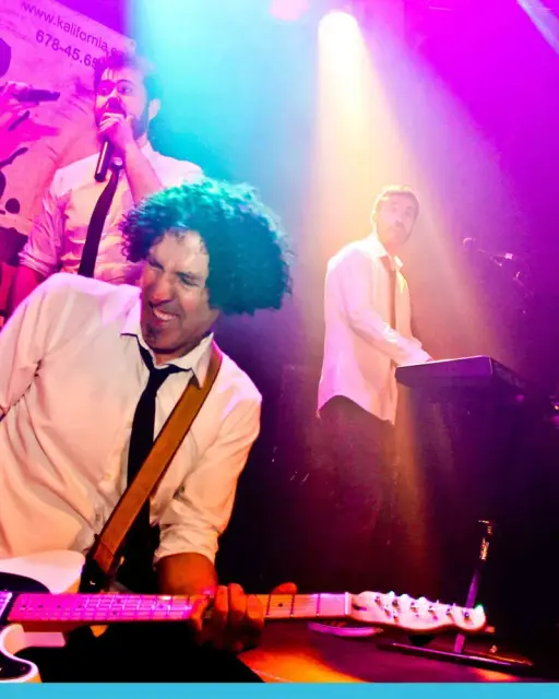 Orquesta Kalifornia en directo · orquesta para bodas en Barcelona
