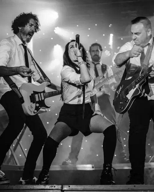 Orquesta Kalifornia en directo · orquesta para bodas en Málaga