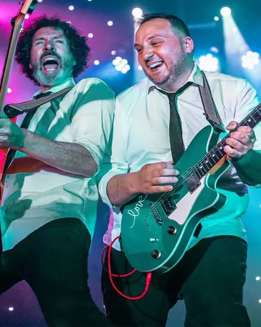 Orquesta Kalifornia en directo · orquesta para bodas en Pontevedra