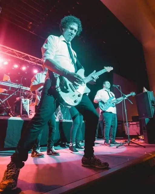 Orquesta Kalifornia en directo · orquesta para bodas en Teruel